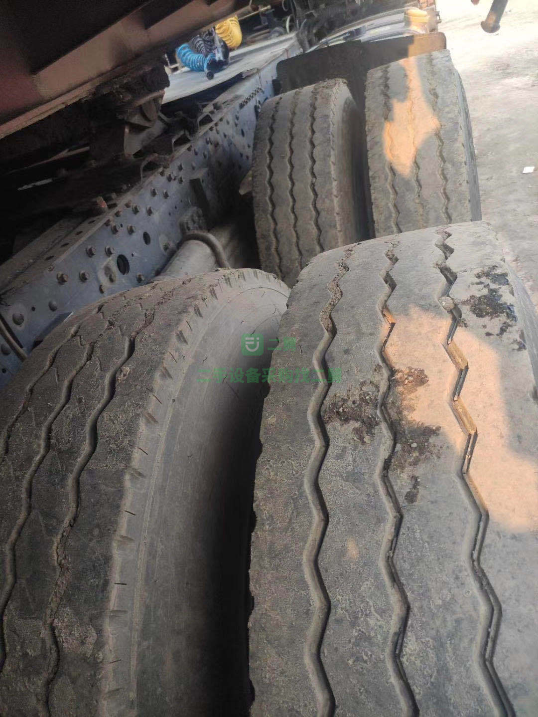 出售一臺極品濰柴大運兩年十個月大運牽引車，430馬力