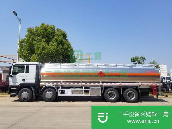 陜西出售二手重汽汕德卡前四后八鋁合金油罐車
