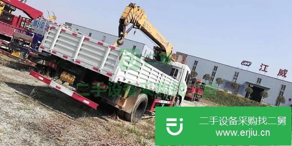 內蒙古出售二手新飛工八噸隨車吊