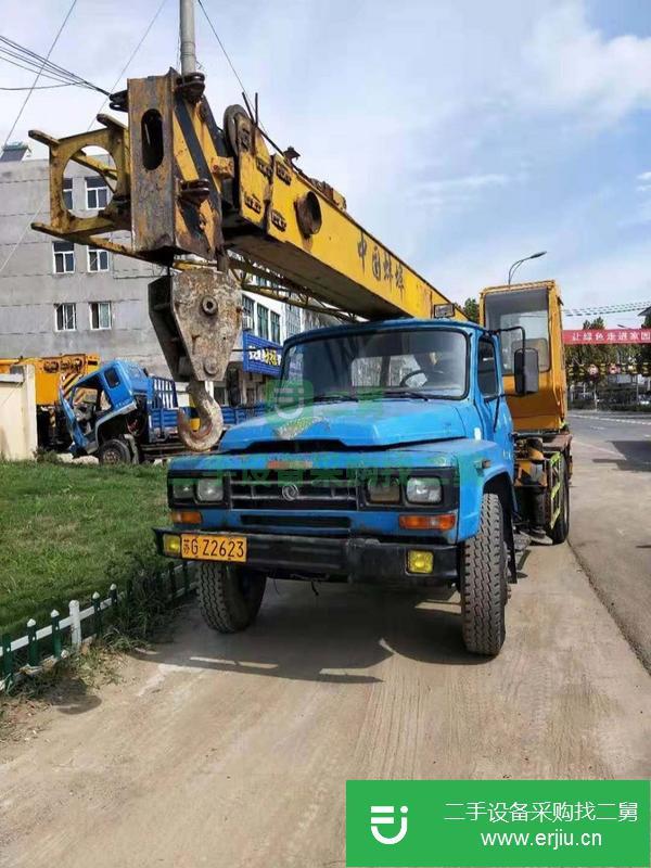 江蘇出售二手8噸吊車,手續齊全,正常提檔過戶