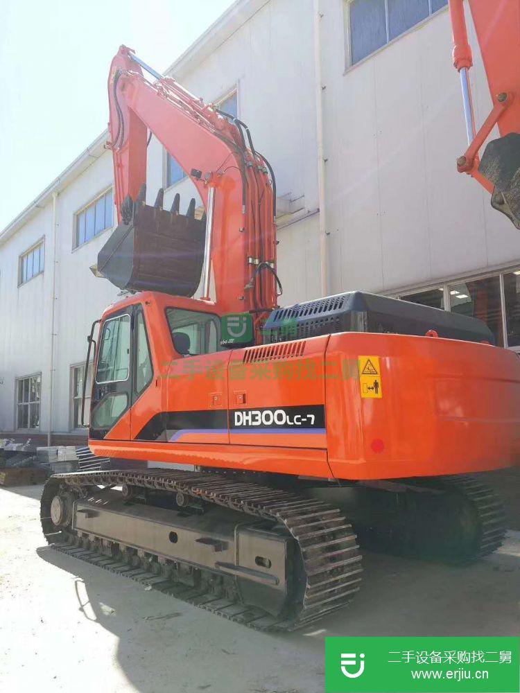 山東出售二手斗山DH300LC-7挖掘機