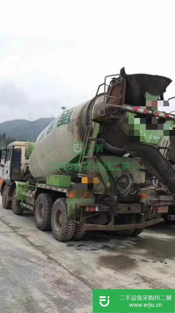 安微出售二手豪沃混凝土攪拌罐車