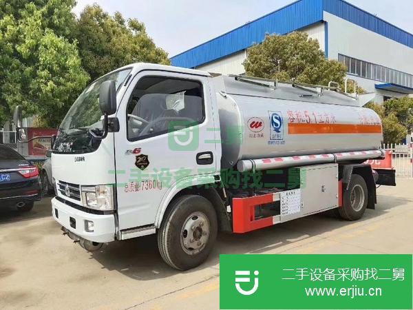 四川出售二手東風(fēng)多利卡5噸加油車