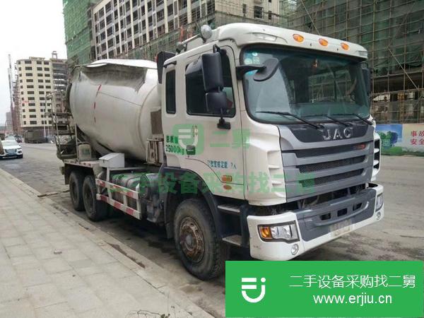 湖南出售18年國五14方江淮攪拌車一臺