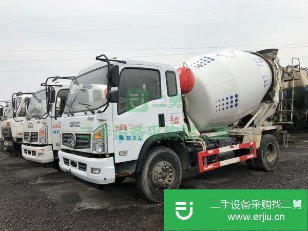 新疆出售二手東風8方攪拌車國五