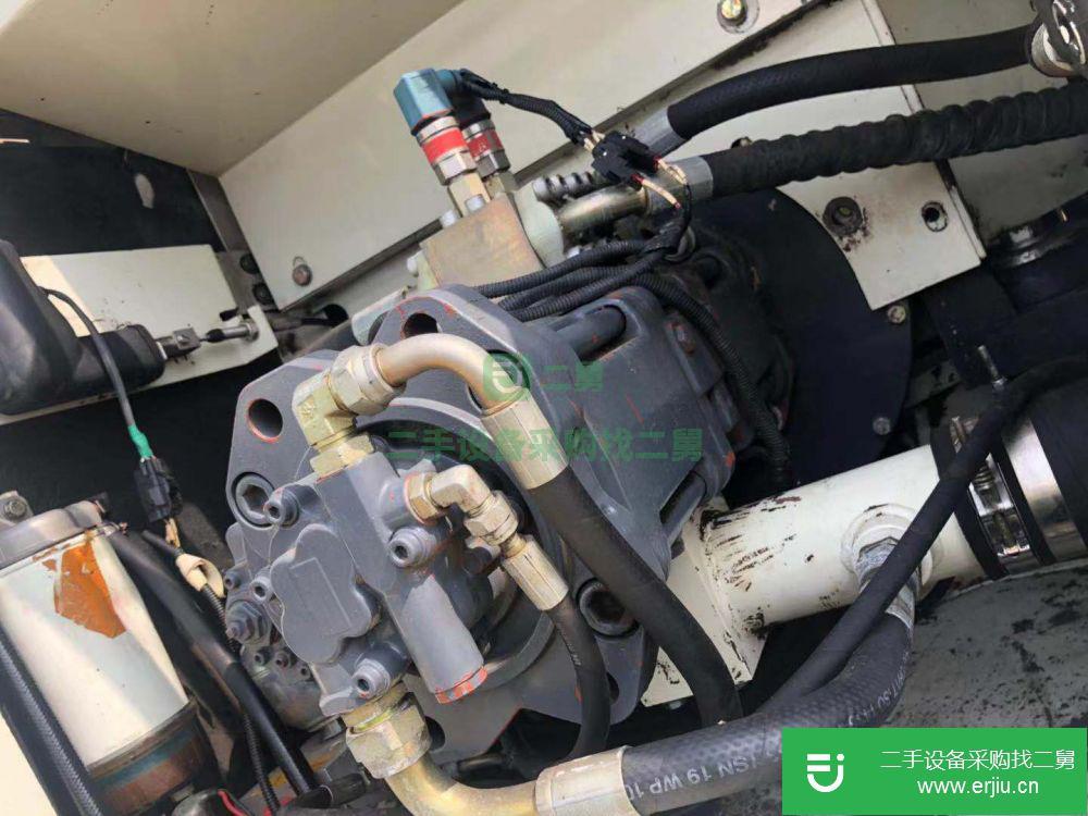 遼寧出售二手中聯(lián)重科ZE230挖掘機