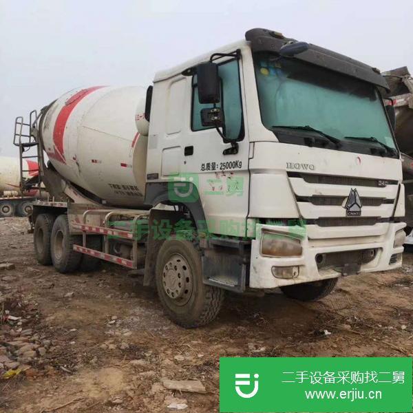 內蒙古出售二手豪沃國四攪拌車12立方
