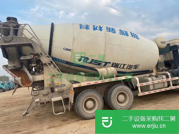 天津出售歐曼攪拌車，瑞江上裝