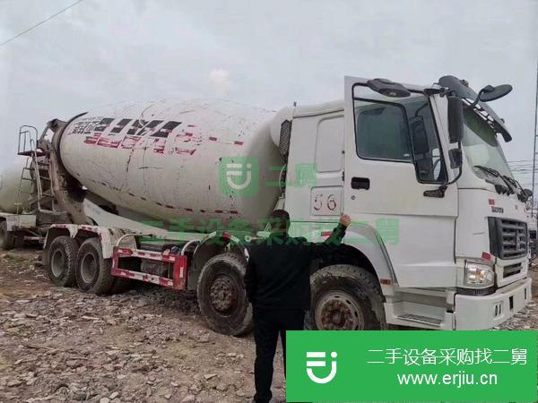北京出售二手豪沃混泥土攪拌車