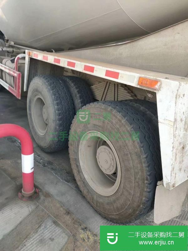 山西出售二手豪沃國五攪拌車
