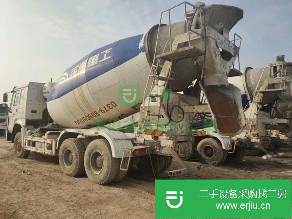 山東出售二手混凝土攪拌車豪沃15方國四