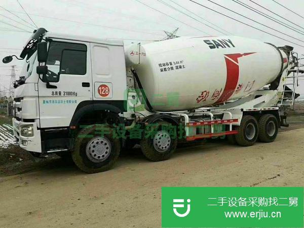 山東出售二手豪沃攪拌車 包提檔過戶，支持分期付款