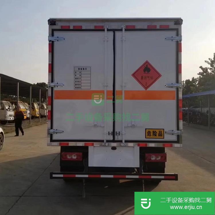 湖北出售二手福田歐馬可3類危險(xiǎn)品廂式運(yùn)輸車