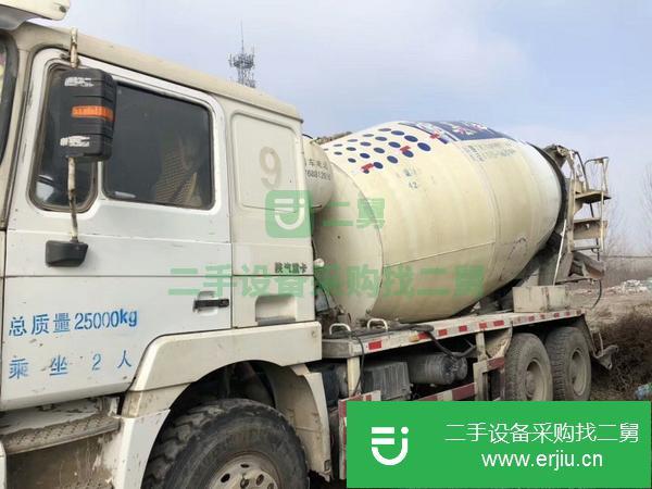 云南出售二手大12方德龍攪拌車,車況原版,手續齊全,可提檔過戶