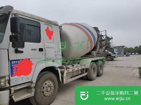 江蘇出售二手12方豪沃?jǐn)嚢柢?/>
                            </li>
                        </ul>
                    </div>
                    <div   id=