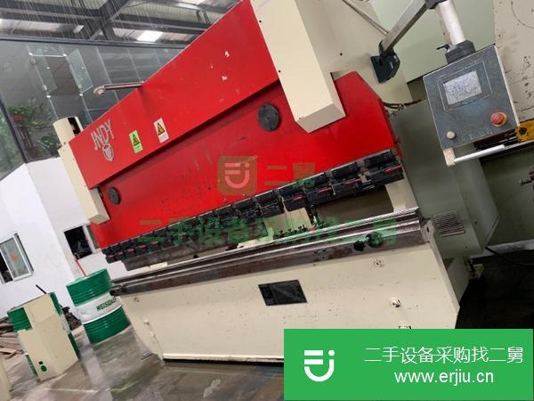 廣東出售二手?jǐn)?shù)控折彎機(jī)