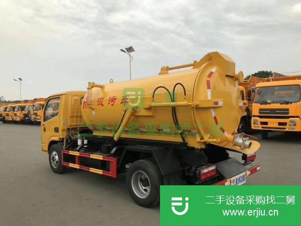 湖北出售二手東風(fēng)多利卡吸污車