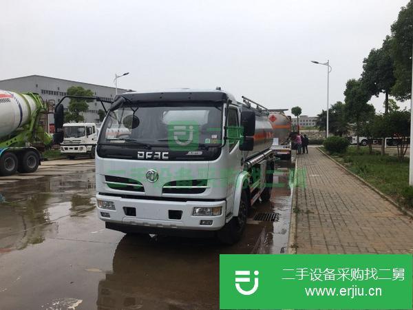 河北出售二手東風多利卡8噸油罐車