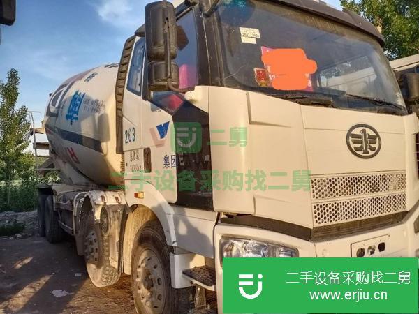 山東出售二手解放前四后八攪拌車