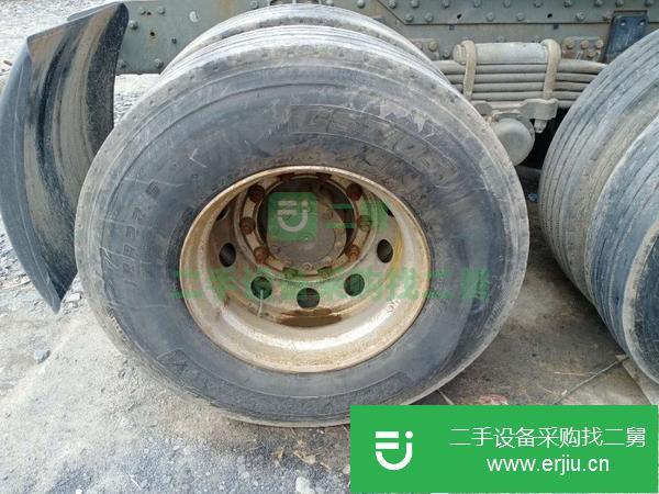 山東出售二手豪瀚牽引車(chē)