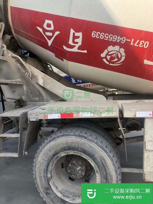 甘肅出售二手攪拌車，手續齊全，包過戶提檔