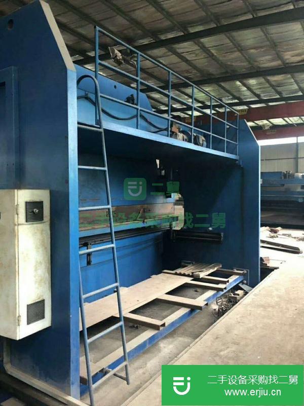 江西出售金球320-6米數(shù)控液壓板料折彎?rùn)C(jī)