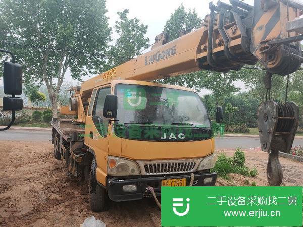 山東出售二手柳工四節(jié)臂8噸汽車吊