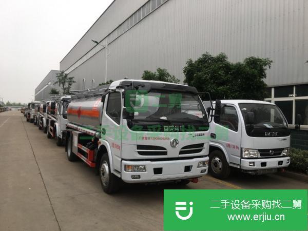 四川出售二手東風(fēng)多利卡油罐車