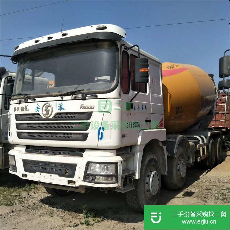 山東出售二手德龍攪拌車，車況原版