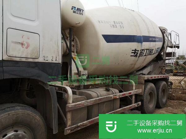 河南出售二手豪沃國五大14方攪拌車