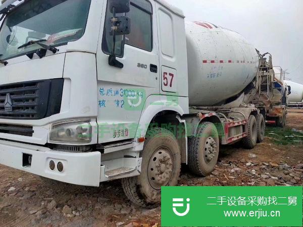 山東出售二手豪沃水泥攪拌罐車