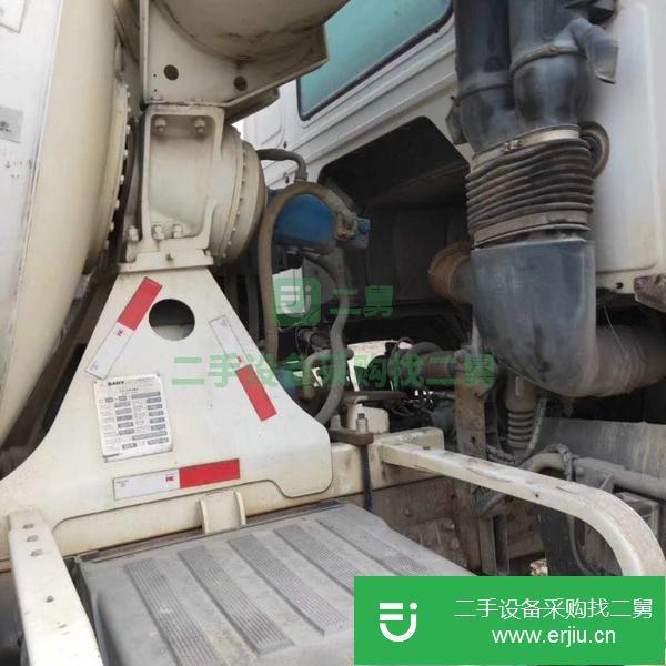 江西出售二手12立方豪沃攪拌車包過戶  可分期付款