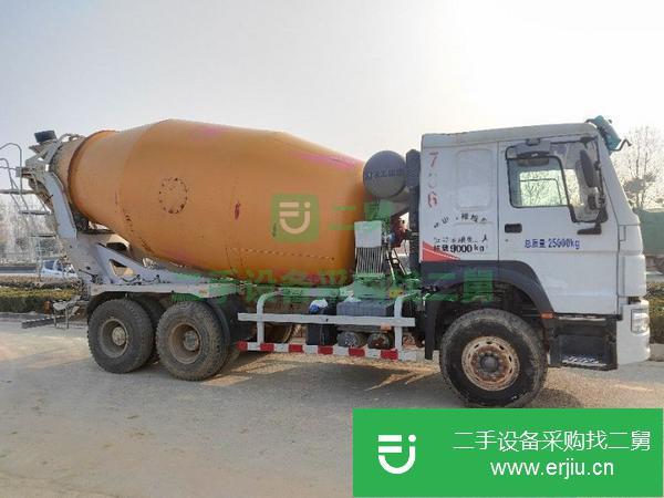 河南出售二手豪沃大12方國四攪拌車