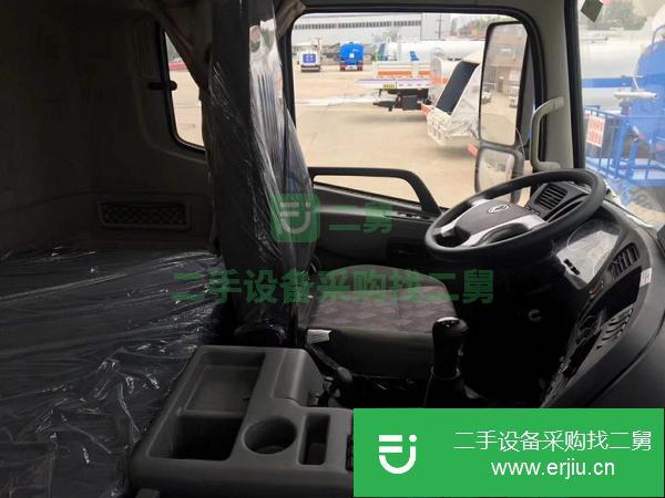 湖北出售前四后八東風天龍冷藏車，可分期