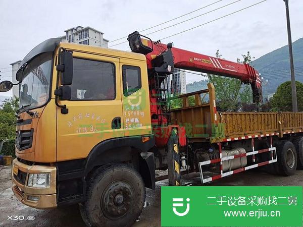 廣西出售二手的吊車，玉柴240馬力 四節臂