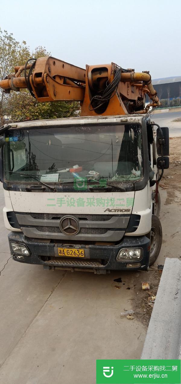 河南出售二手中聯(lián)52米泵車