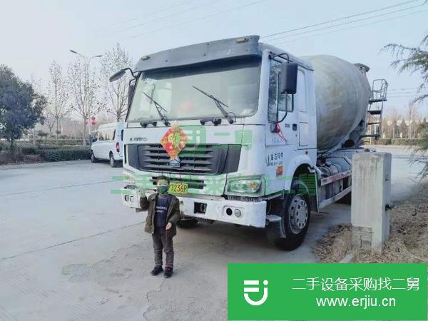 重慶出售二手豪沃12方混凝土攪拌車