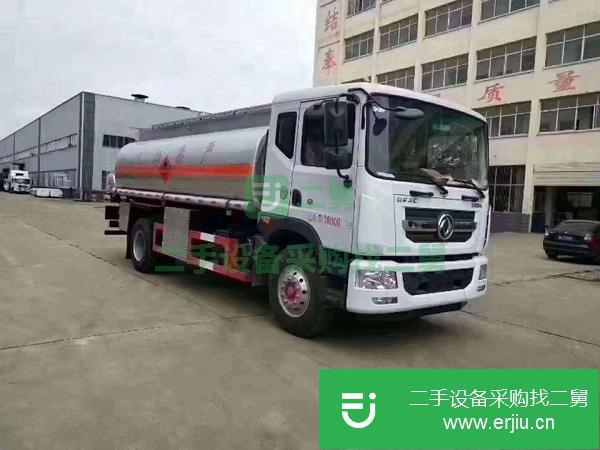 廣東出售二手12.2方東風(fēng)D9油罐車
