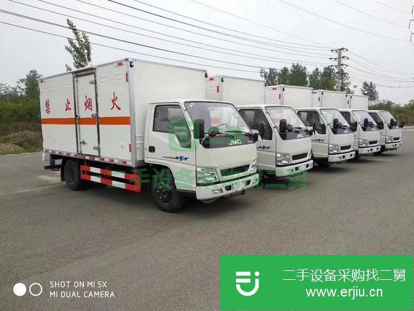 河南出售二手國五危險品廂式運(yùn)輸車