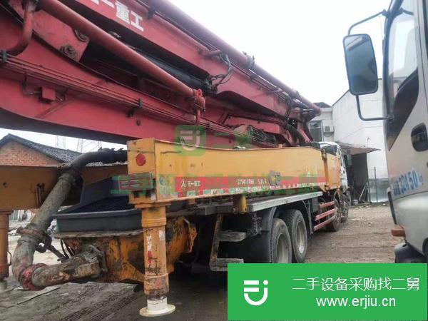 江蘇出售二手的泵車，6節臂,C8系統,手續齊全
