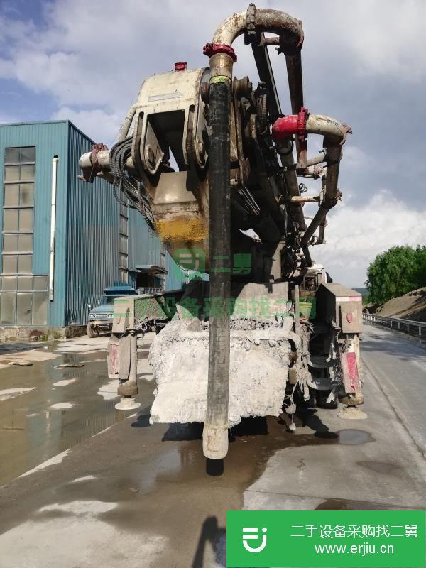 江蘇出售二手50米6節臂泵車