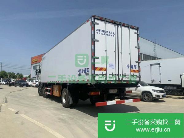 浙江出售二手9.6米東風天龍冷藏車 465馬力