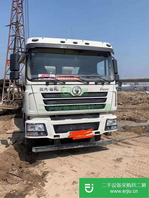 貴州出售19年極品德龍攪拌車，中集通華上裝
