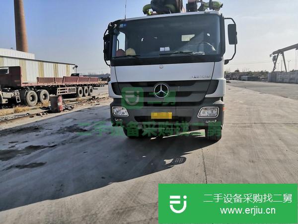 黑龍江出售13年56米中聯奔馳泵車