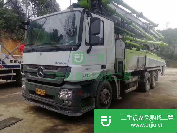 黑龍江出售二手中聯(lián)奔馳49米混凝土泵車