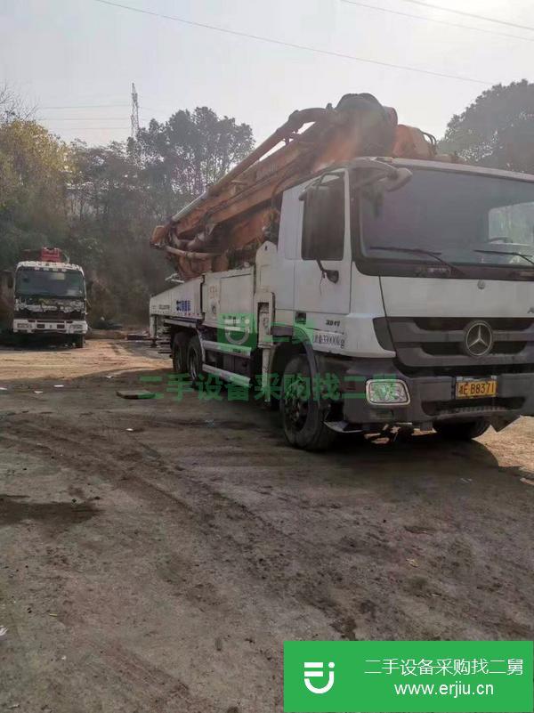 廣西出售二手中聯(lián)49米泵車