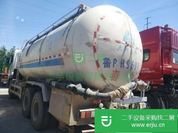 江蘇出售二手東風(fēng)天龍28方水泥運(yùn)輸車
