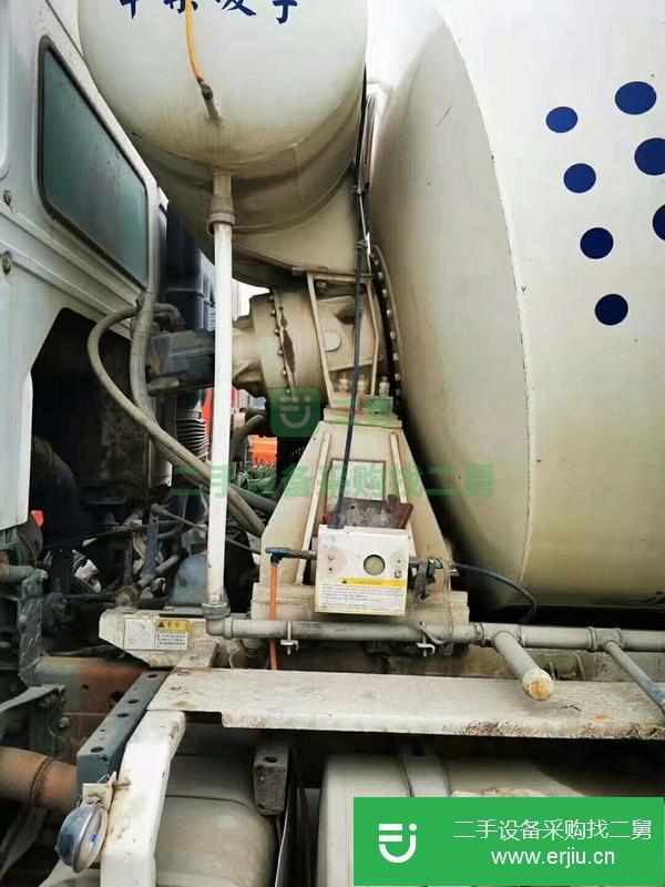 遼寧低價出售大12方豪沃攪拌車 手續齊全  車況原版