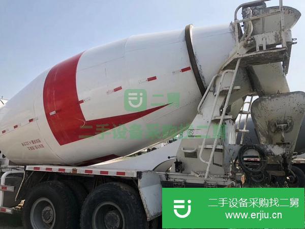 湖南出售豪沃攪拌車,18年國五排放12方,手續齊全,可過戶