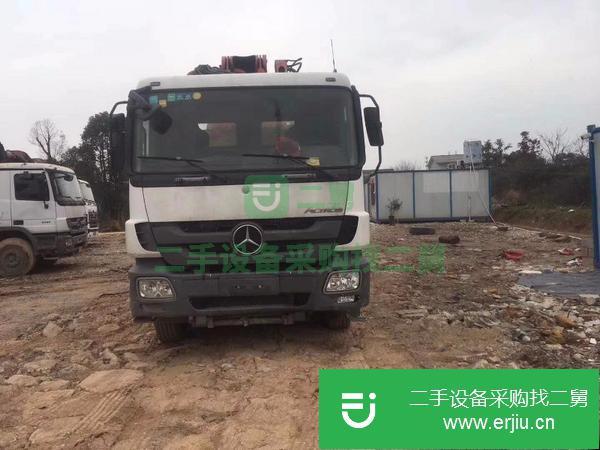江西出售二手奔馳52米混凝土泵車